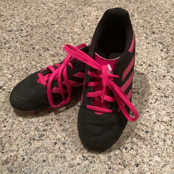 Girls 13K Adidas Cleats - Black and Pink - Picture 6 of 6